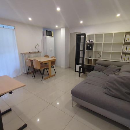 House 20 Min From Paris By Metro, Free Parking Apartment Creteil Bagian luar foto