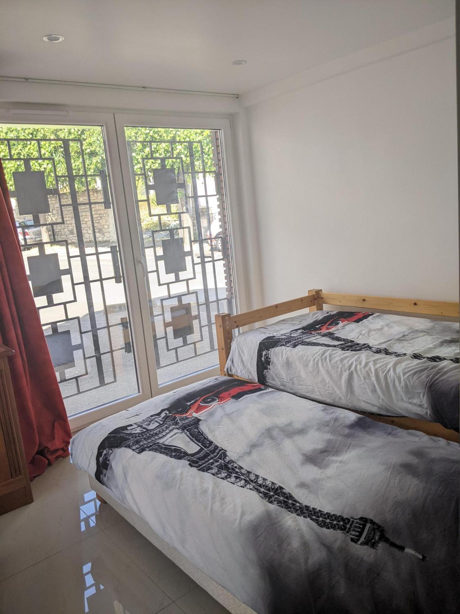 House 20 Min From Paris By Metro, Free Parking Apartment Creteil Bagian luar foto